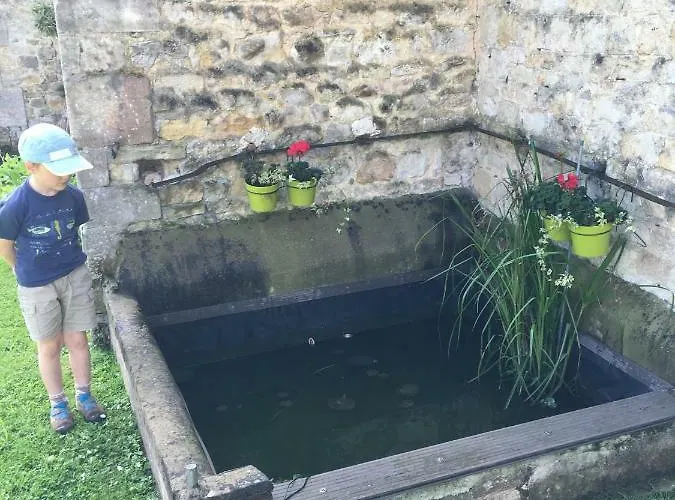 فندق مبيت وإفطار La Pomme De Nuit