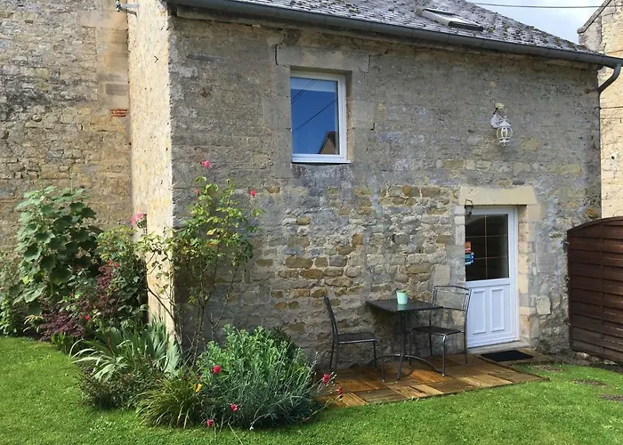 La Pomme De Nuit 3* Байе